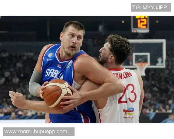 本赛季杰伦约翰逊与约基奇双双实现单场20分15篮板15助攻的壮举