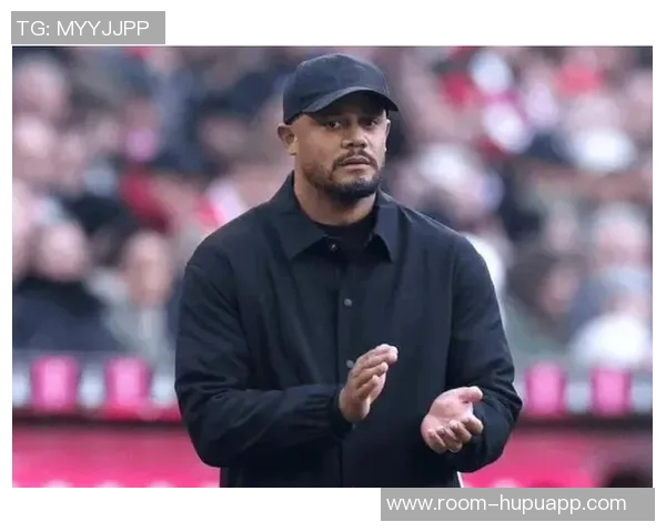 拜仁高层与孔帕尼今夏欲引西蒙斯交易遭赫内斯否决